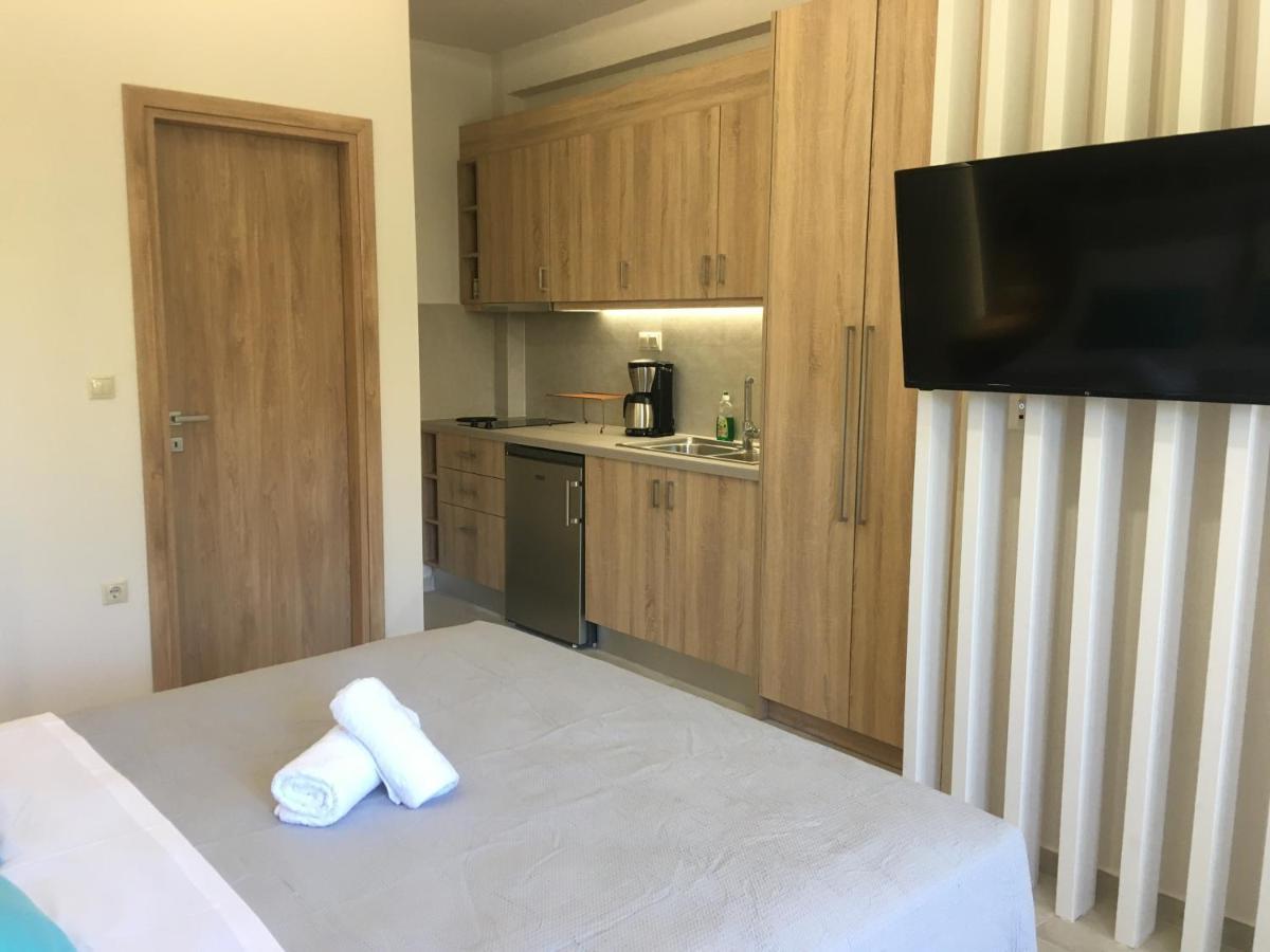 Το Πετρινο / The Petrino Apartments Stoúpa Exterior foto